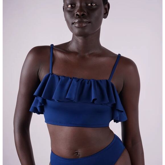 LIBERTY & JUSTICE Toniah Navy Ruffle Adjustable Strap Bikini Top Size SMALL - Picture 1 of 7